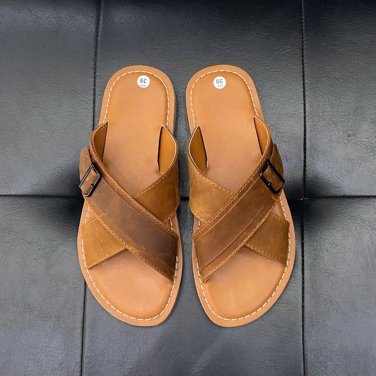 8b3ad743-aa87-4497-a1f3-46b8f0a23366 SANDAL S01