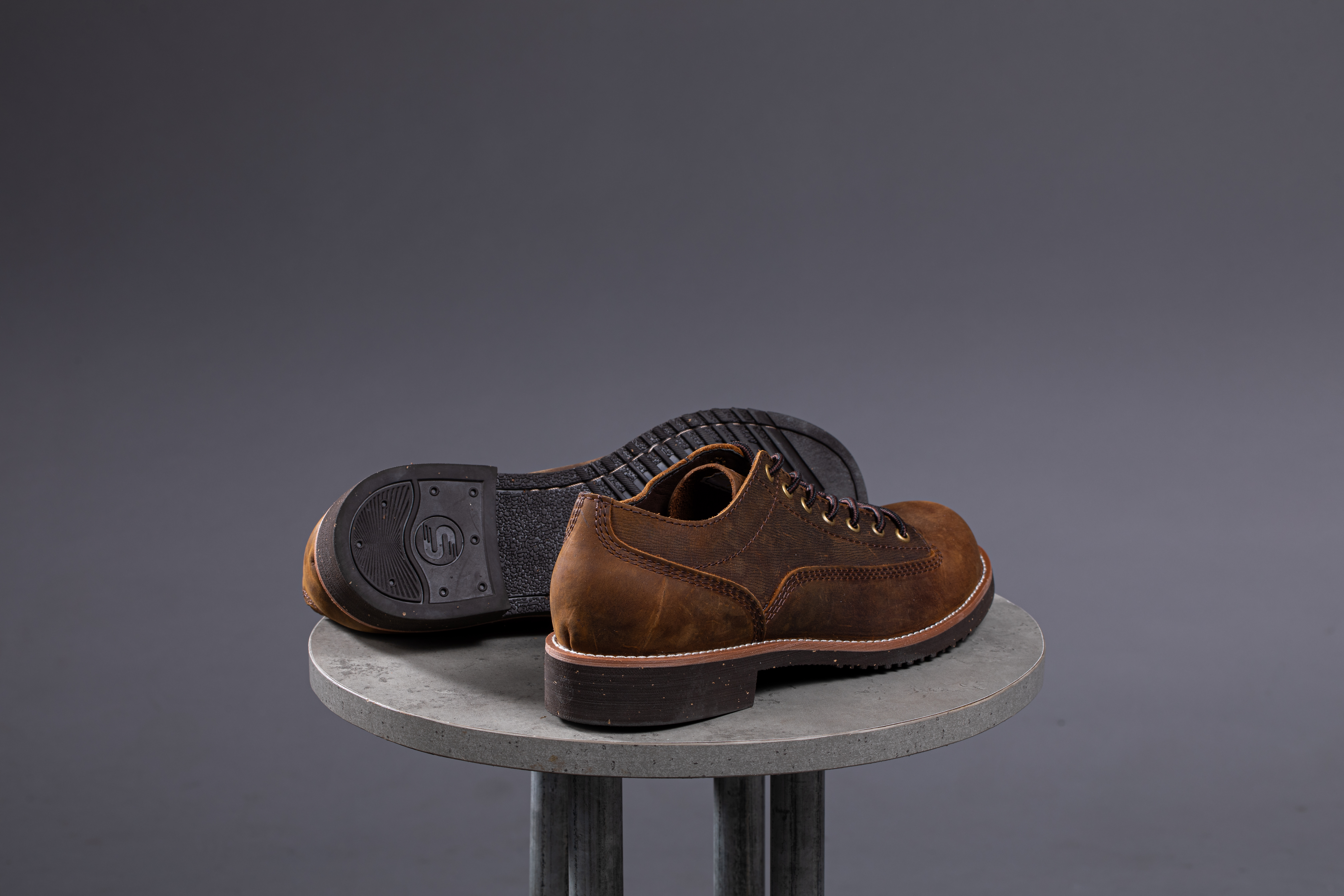 GIÀY BOOT CT LINEMAN LOW-TOP