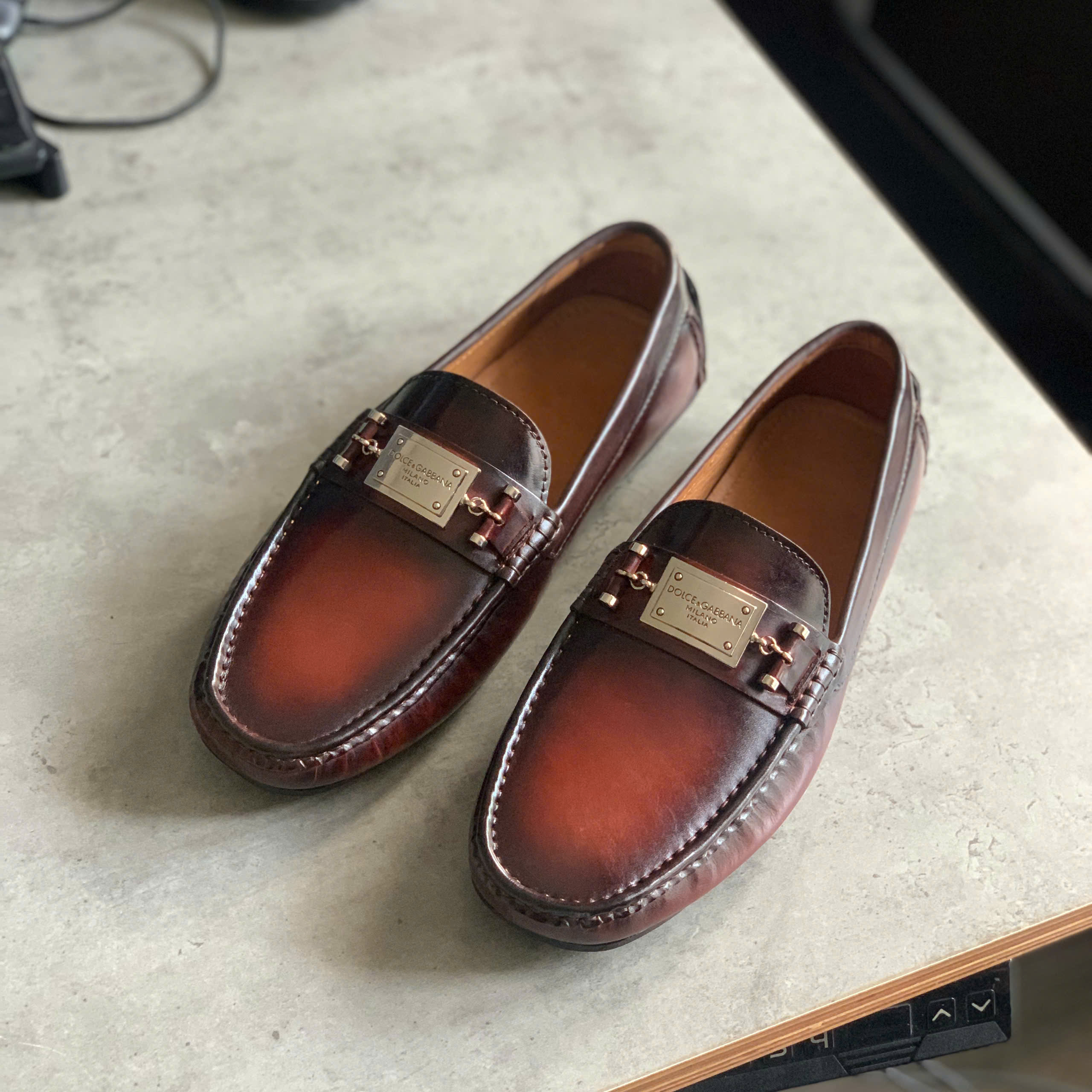 khóa to (1) GIÀY LƯỜI HORSEBIT LOAFER - ĐÁNH MÀU