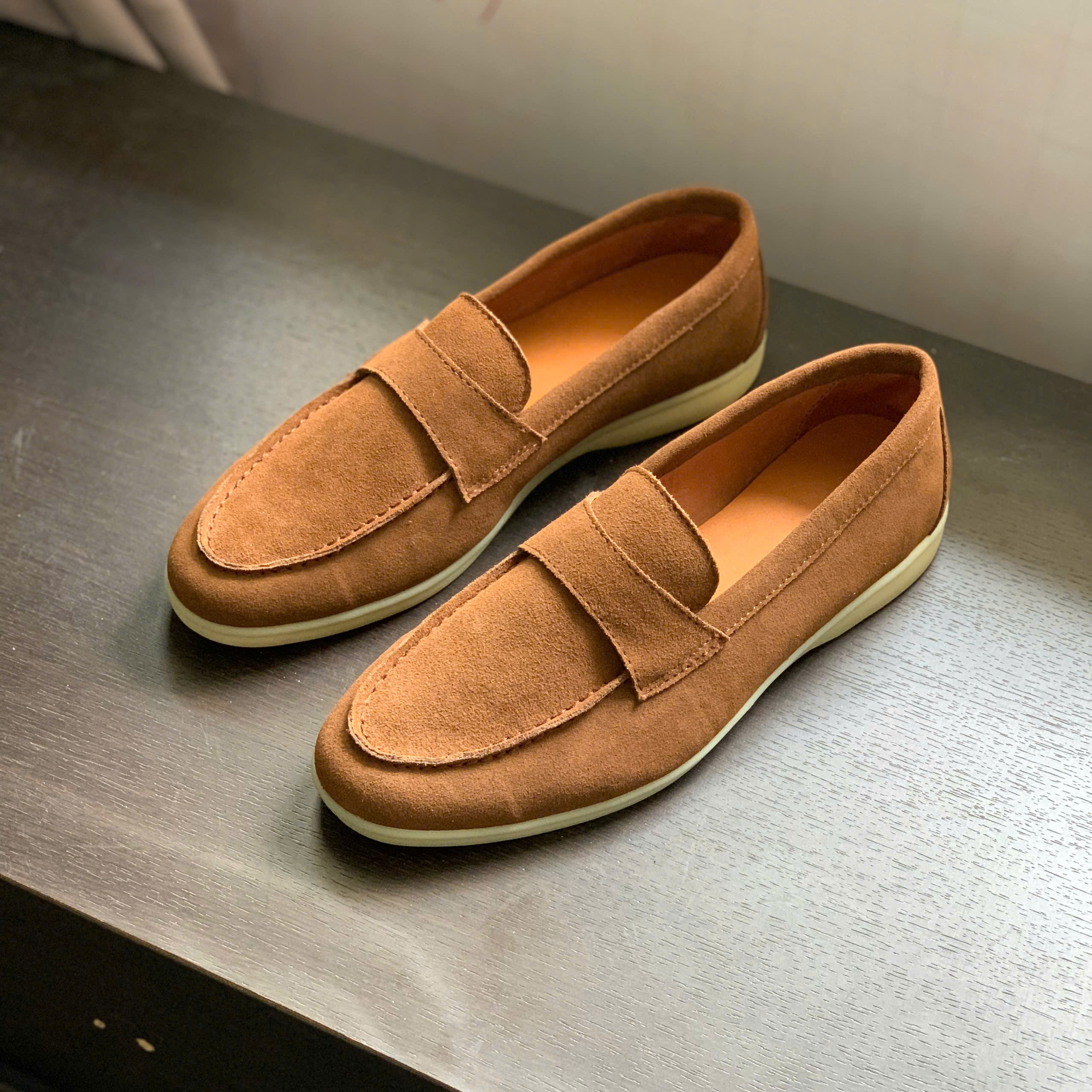 màu nâu (2) GIÀY LOAFER DA LỘN - ĐẾ TPR