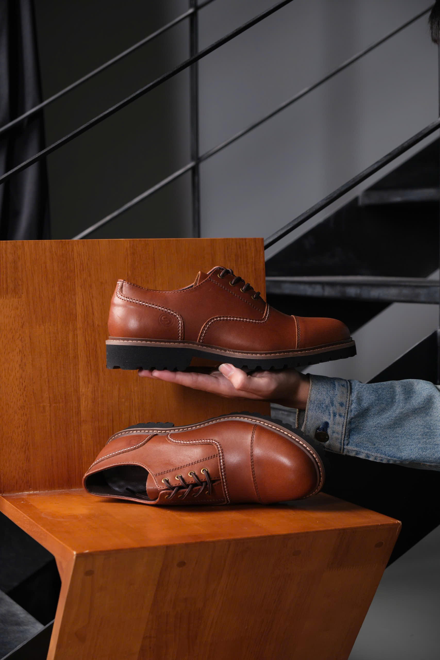 z7090653378111_75959df880d06fa0a7ff6b78f00d431a GIÀY BOOT CT OXFORD 2.0 - ĐẾ PHYLON