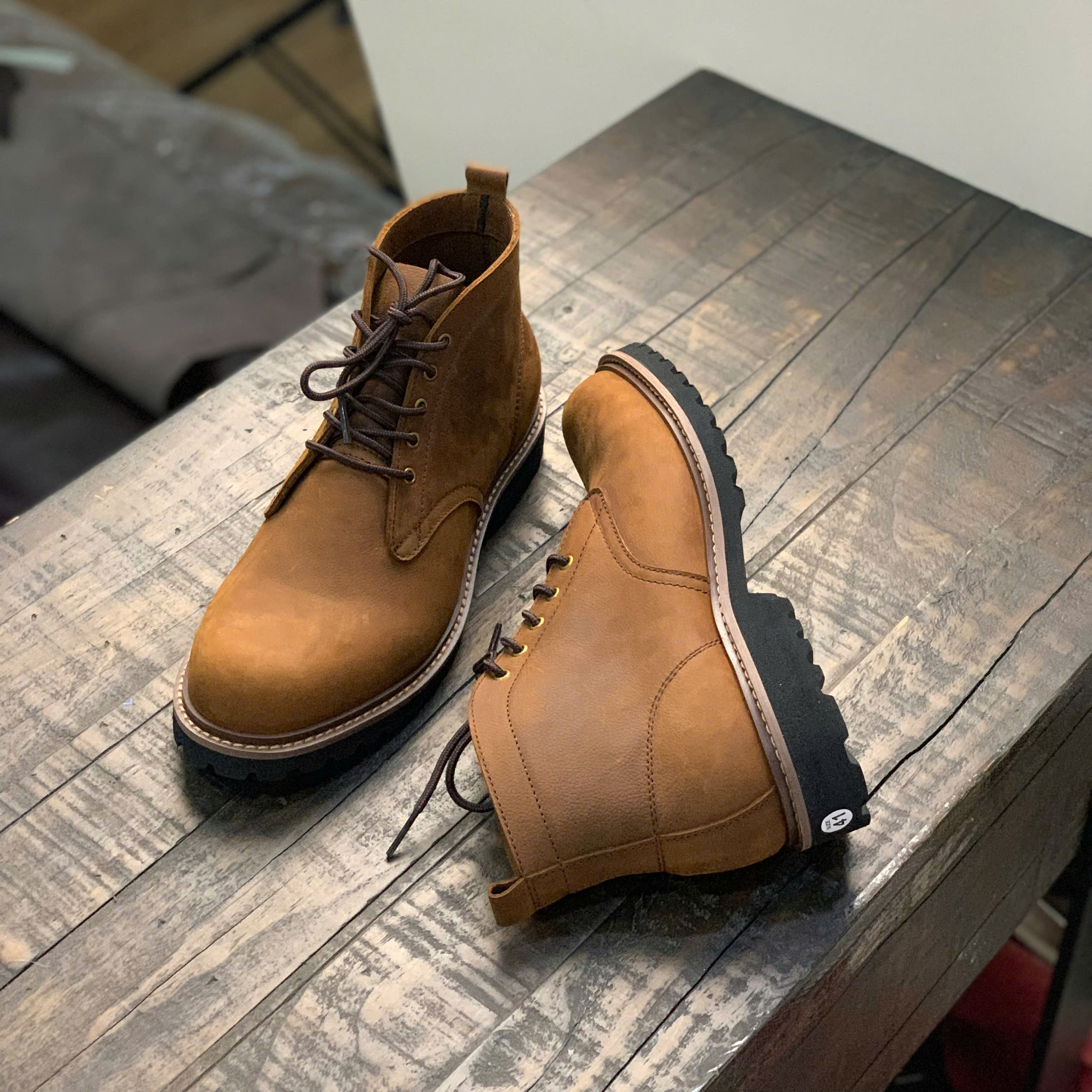 z7160876268927_ac1d4148d32e806fe79dd12330708384 GIÀY BOOT CL CHUKKA - ĐẾ PHYLON