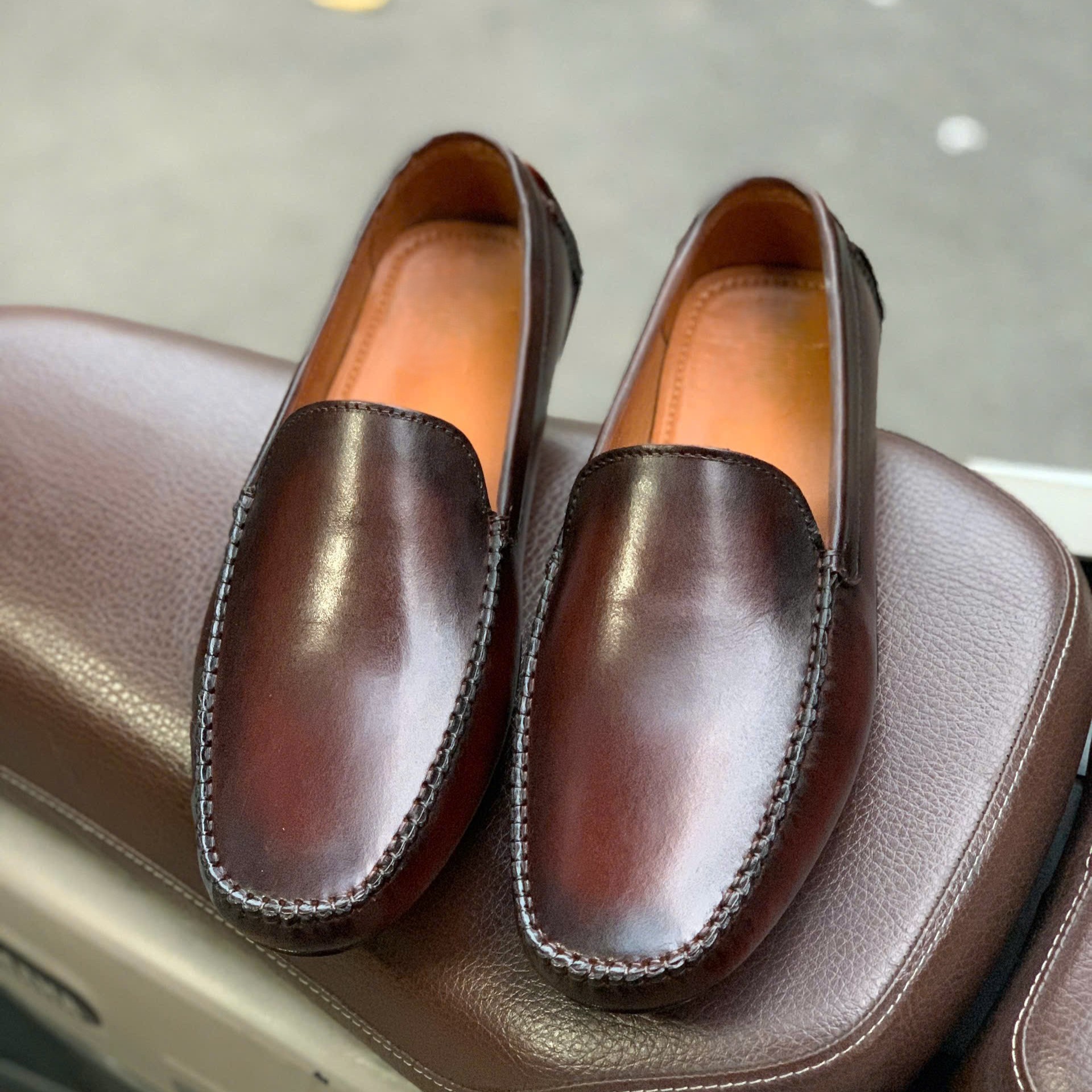 GIÀY LƯỜI LOAFER - ĐÁNH MÀU