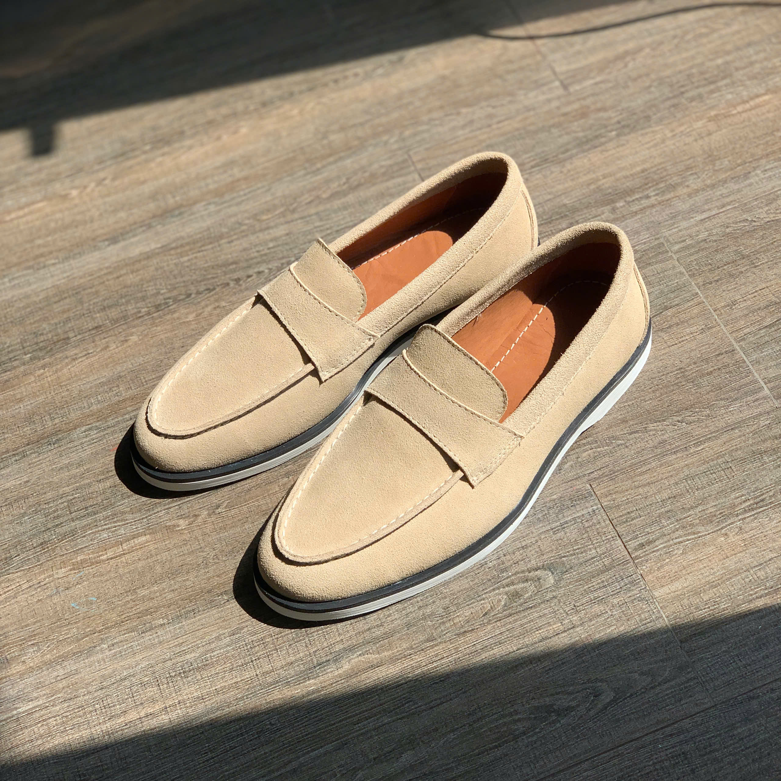 GIÀY LOAFER DA LỘN - ĐẾ CAO SU